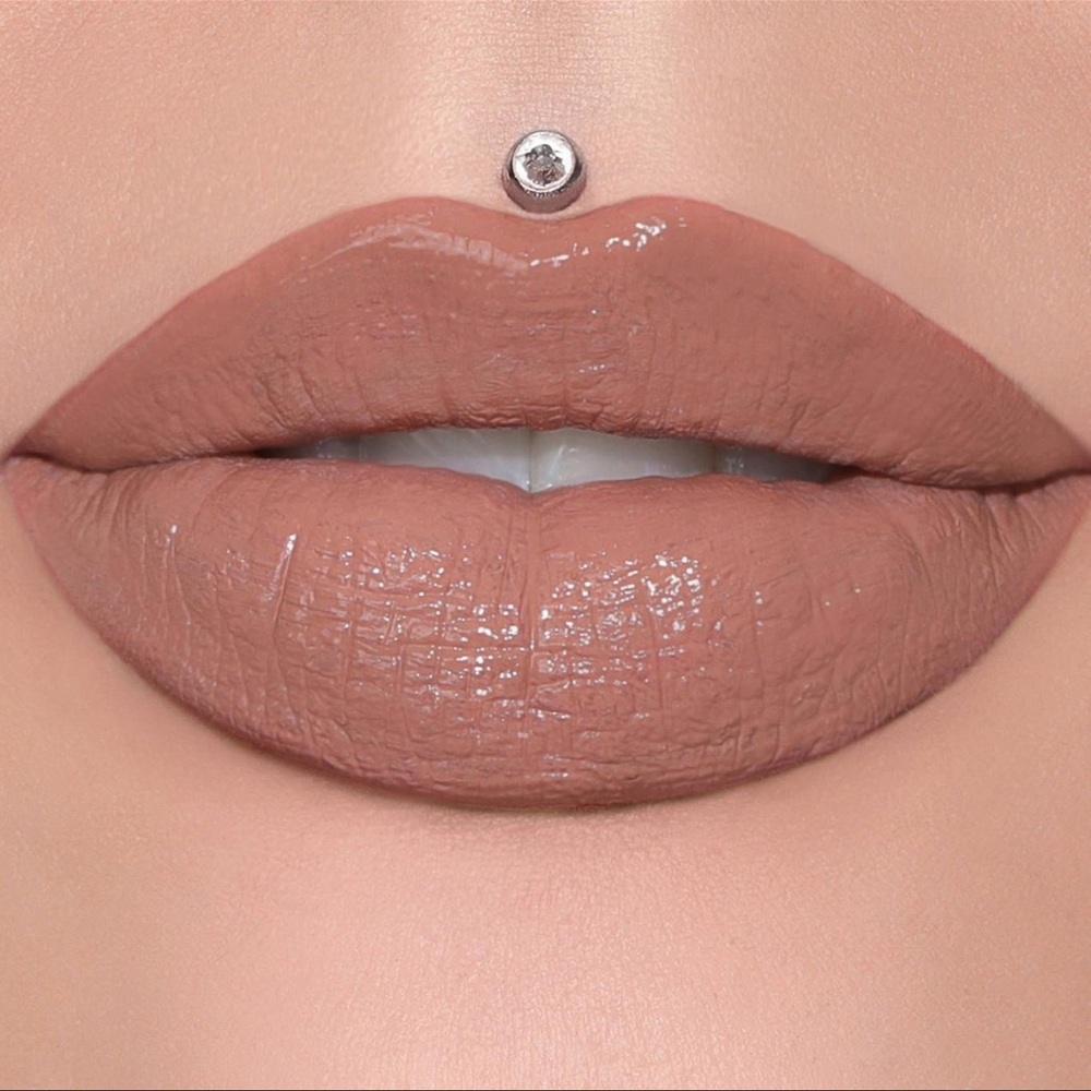HOUSE TOUR Jeffree Star Supreme Gloss